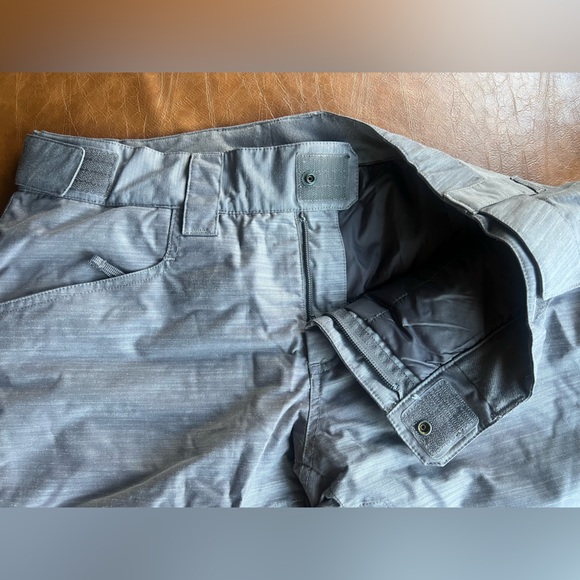 North Face Gray Dryvent Ski Pants - Picture 11 of 14